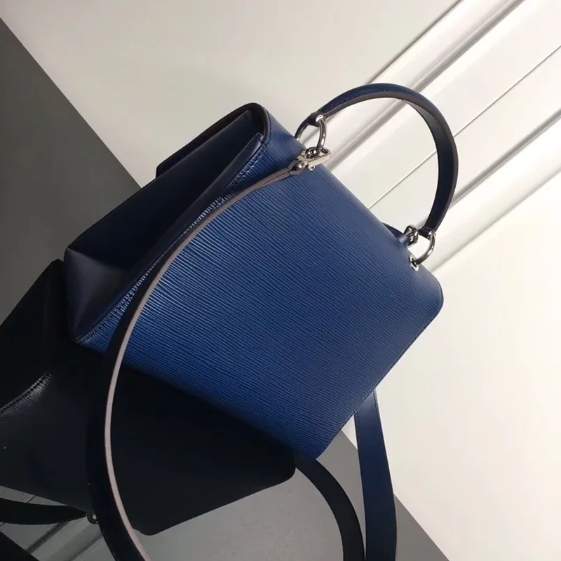 Louis Vuitton bag - LITELUX