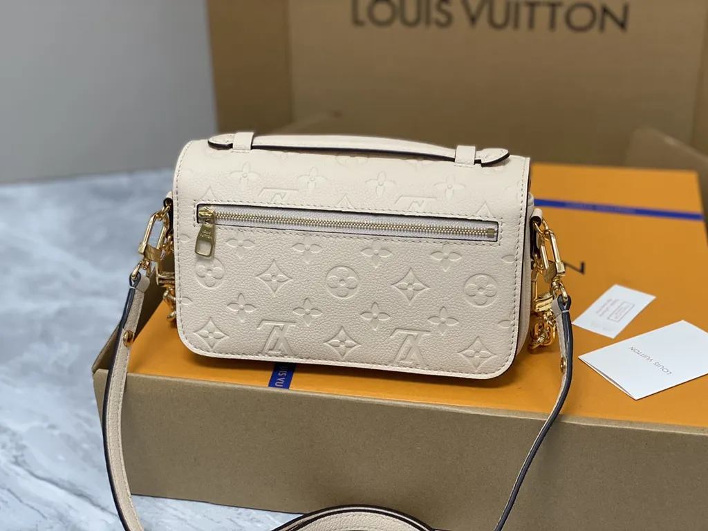 Louis Vuitton bag - LITELUX
