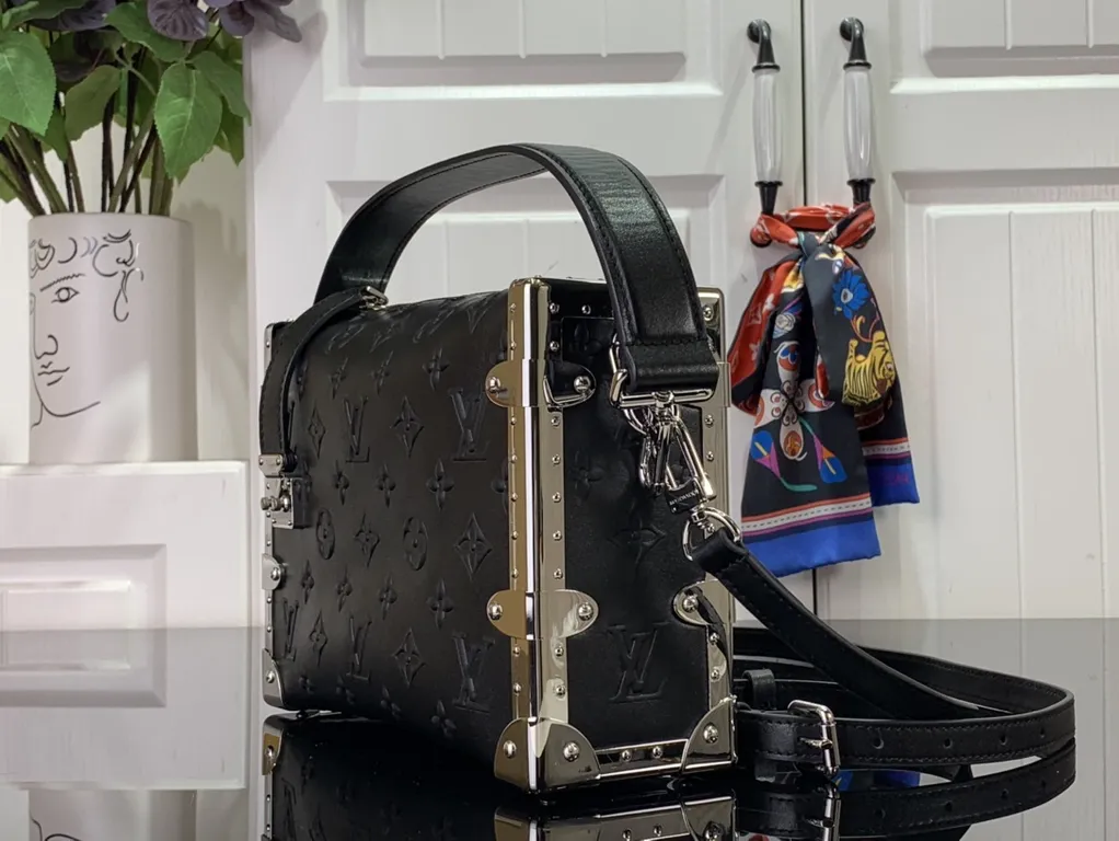 Louis Vuitton bag - LITELUX