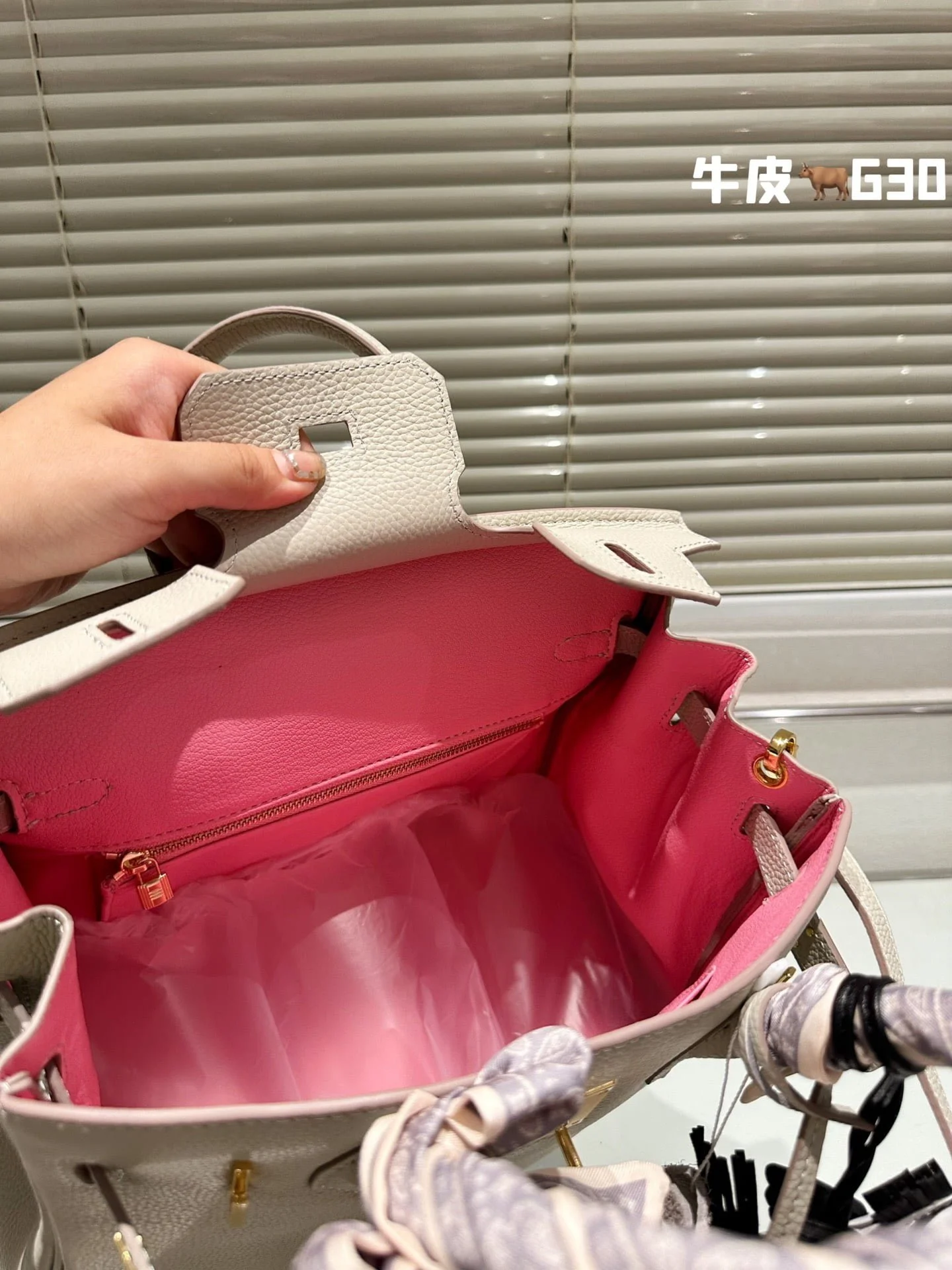 Hermès Birkin Togo Calf Gold Hardware Cream White size: 30Cm/ 25Cm - LITELUX