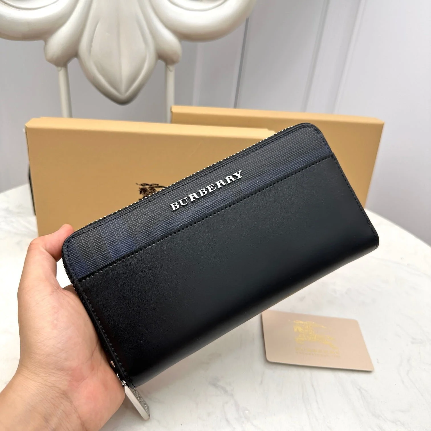 Burberry cowhide long wallet 6660106 size: 19*10*2.5cm - LITELUX
