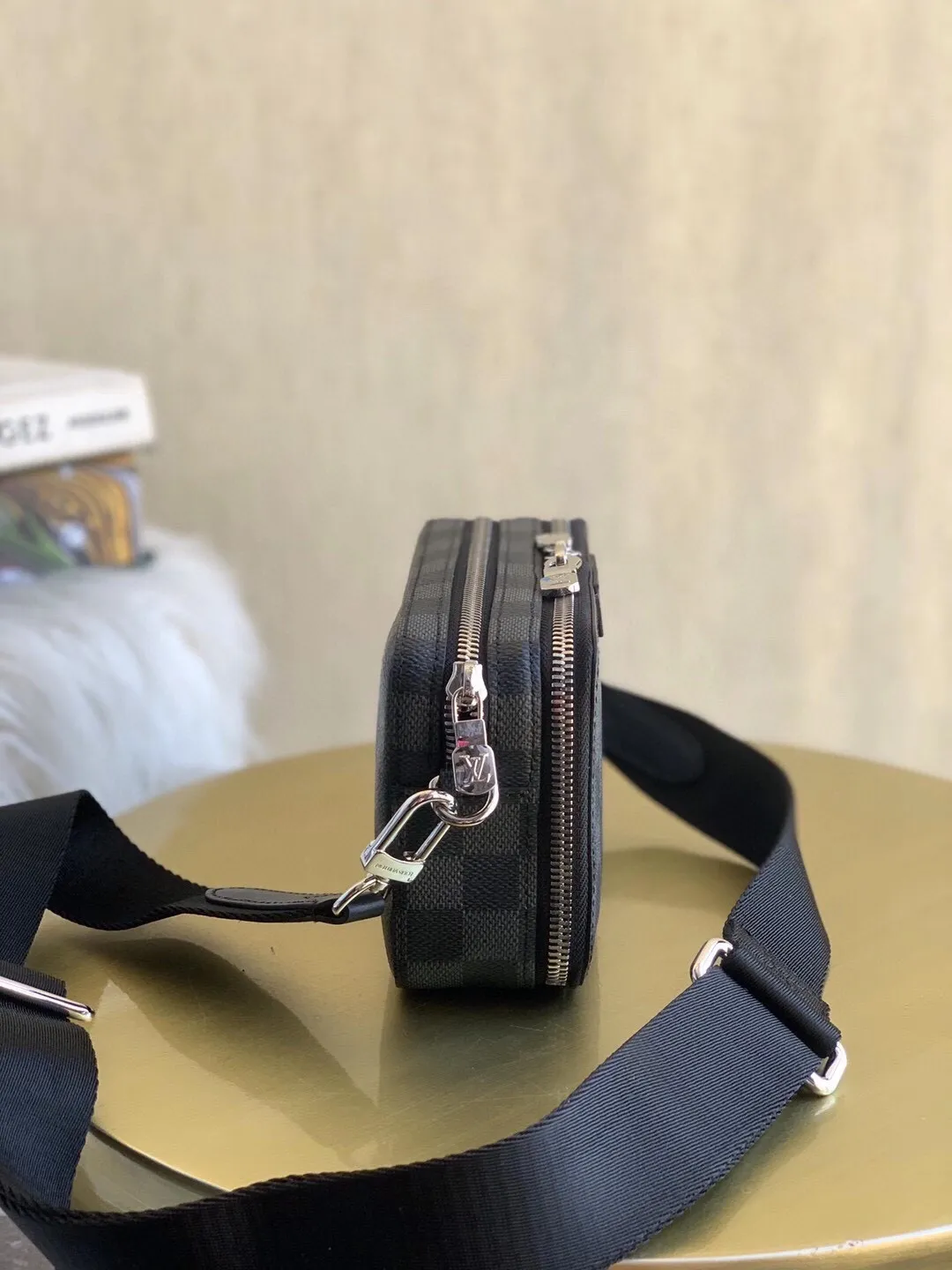 Louis Vuitton bag - LITELUX