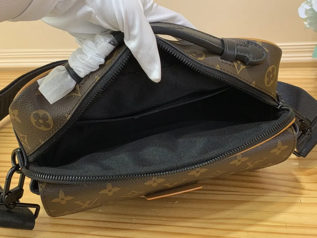 Louis Vuitton bag - LITELUX