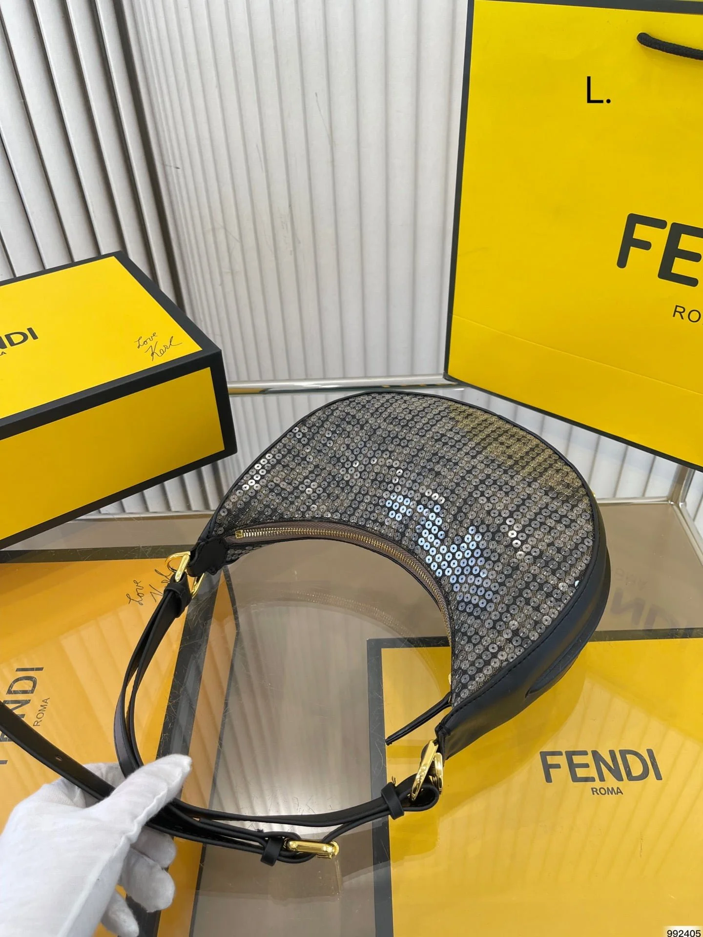 FENDI half moon bag underarm bag Size: 20*10cm /25*13cm - LITELUX