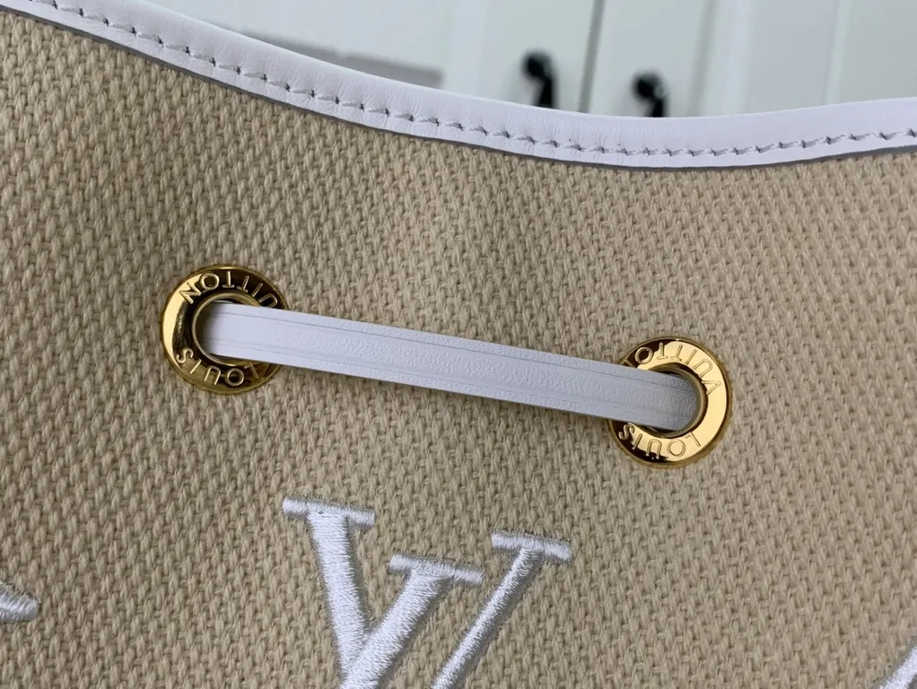 Louis Vuitton bag - LITELUX