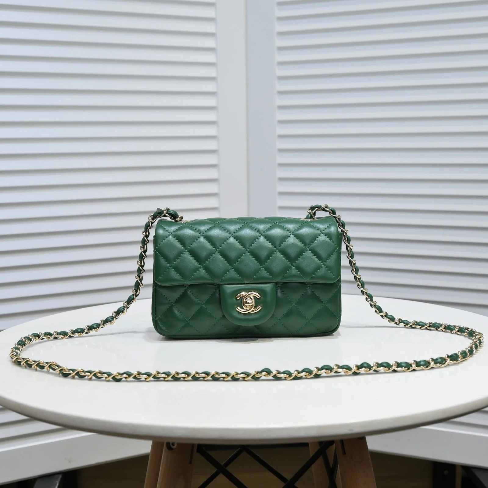 Chanel Lamb skin chain crossbody bag green 1116 SIZE: 20*14*7cm - LITELUX