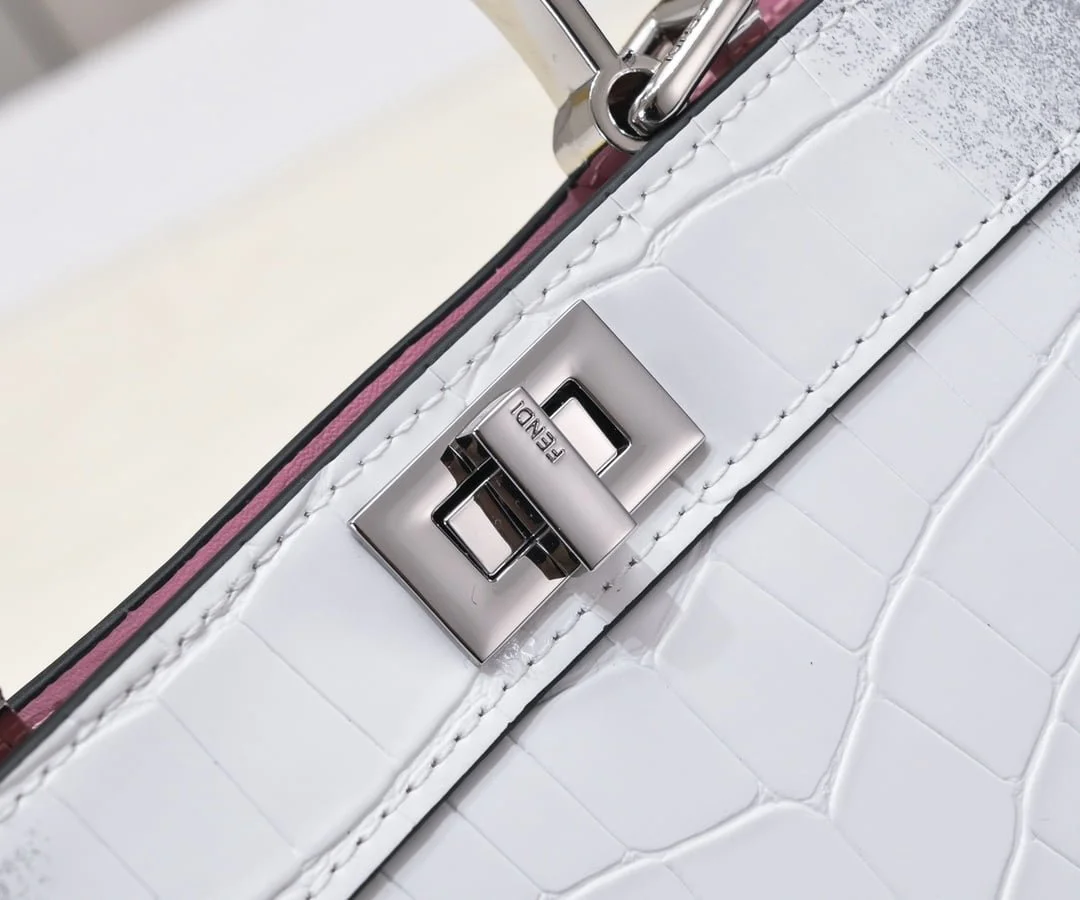 FENDI Peekaboo Crocodile Leather sliver hardware 23ss 335 Size: 20*15cm - LITELUX