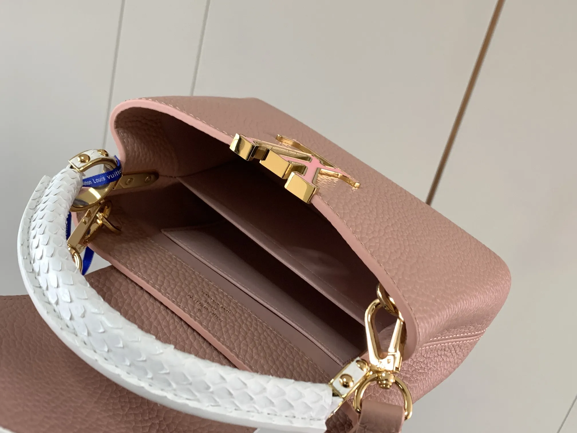 Louis Vuitton bag - LITELUX