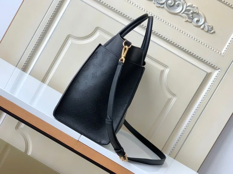 Louis Vuitton / LV on my side m22225 Black size: 30.5*24.5*14cm - LITELUX
