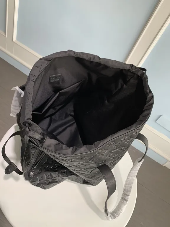 Louis Vuitton bag - LITELUX