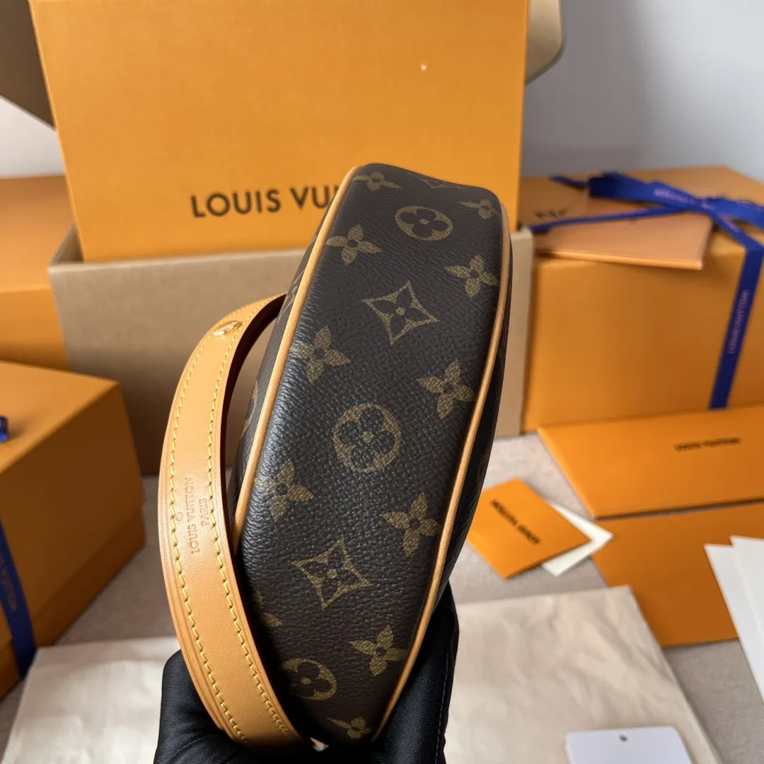 Louis Vuitton bag - LITELUX