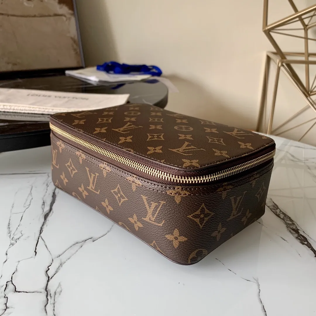 Louis Vuitton bag - LITELUX
