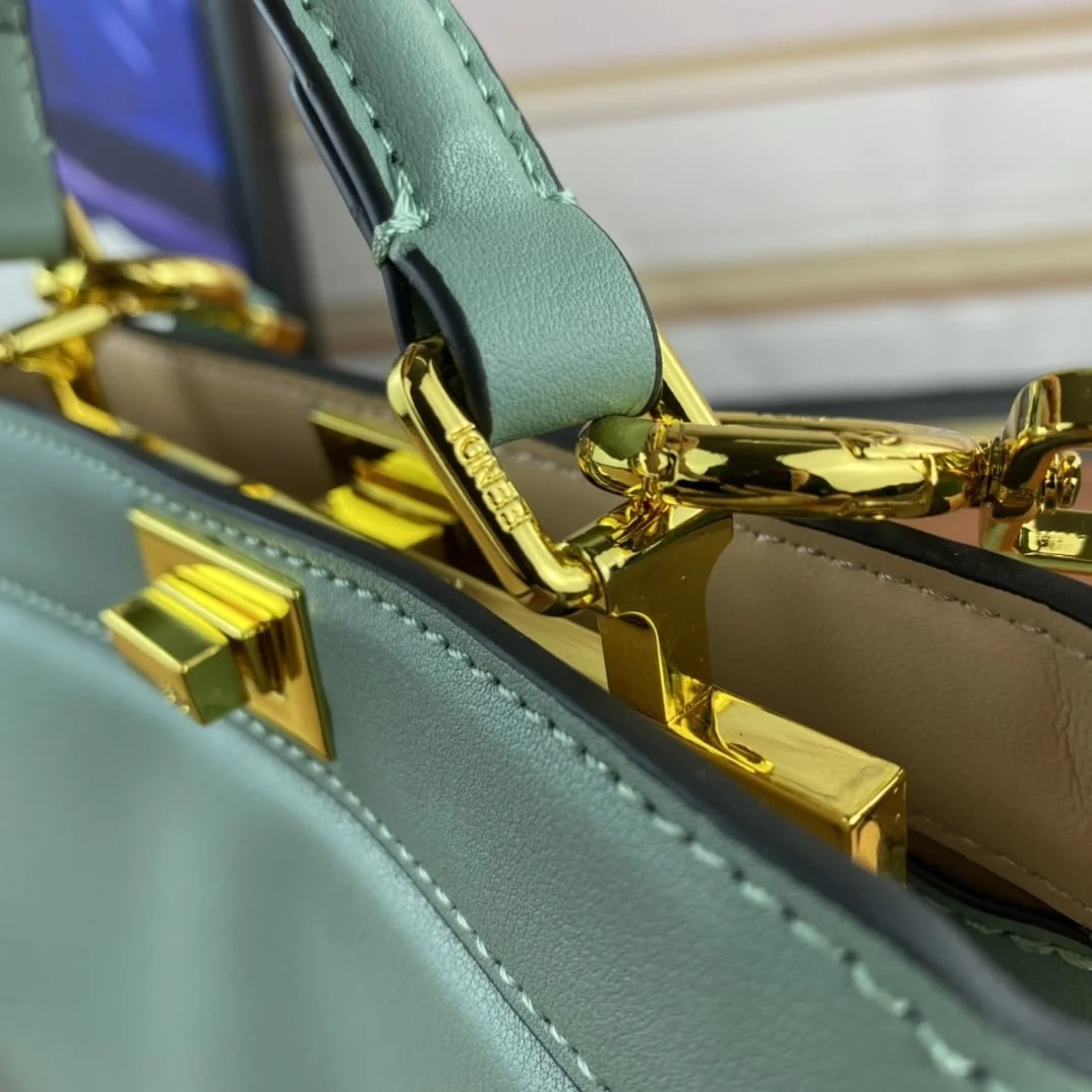 FENDI PeekaboolseeuPetite  0778  size: 20*15.5*11CM - LITELUX