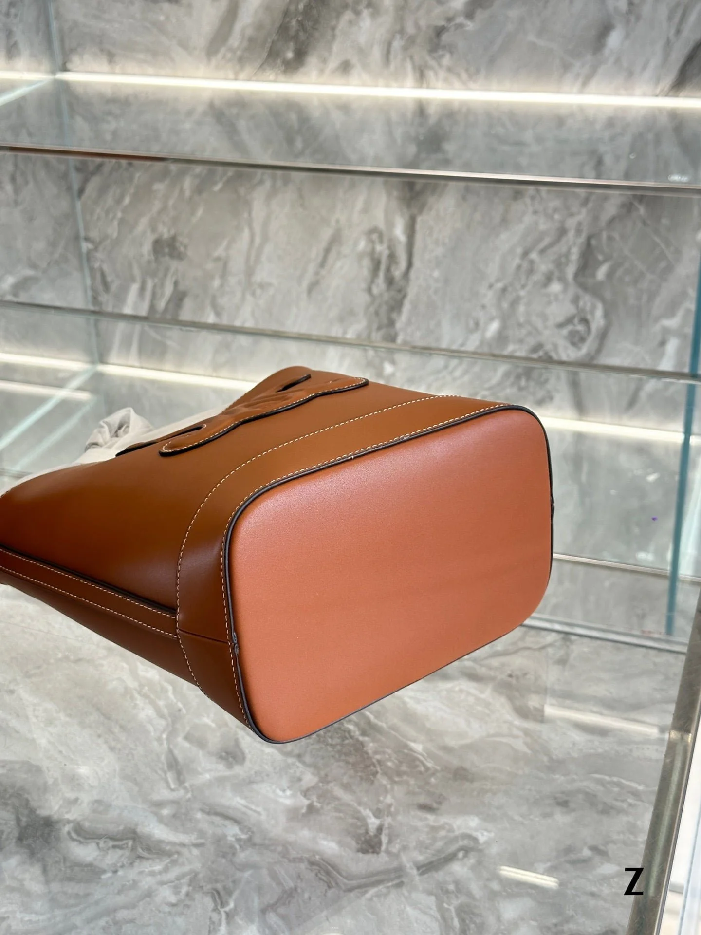 CELINE Caramel brown /Black bucket bag Size: 22*27cm - LITELUX