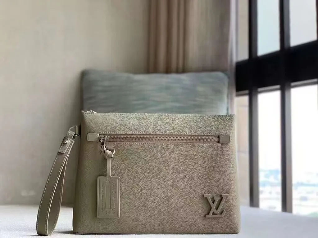 Louis Vuitton bag - LITELUX