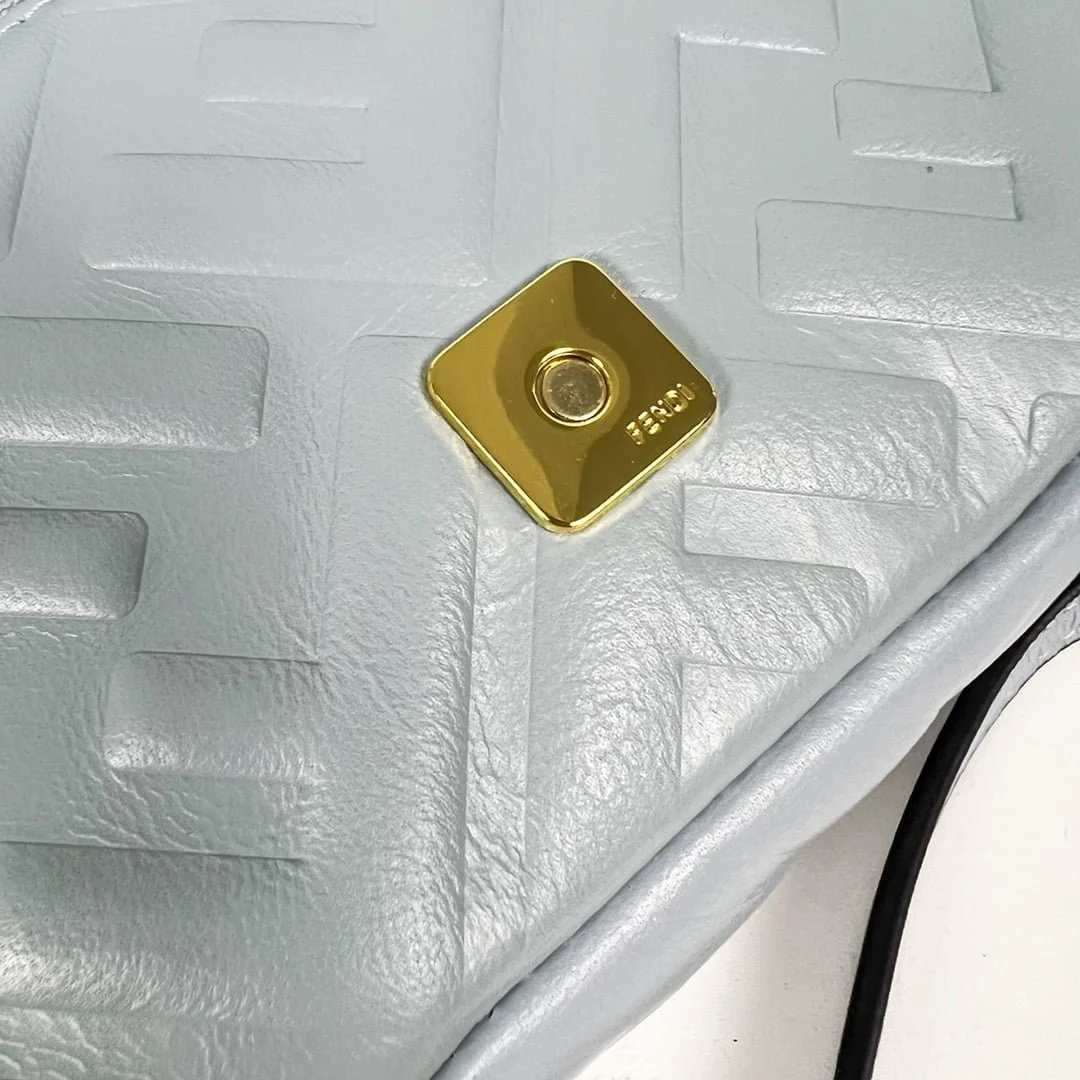 FENDI BAGUETTE Mini Chain Strap Light Blue Handbag Size: 4*18*11cm - LITELUX