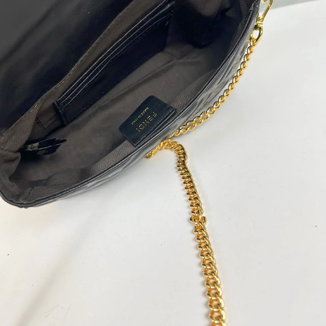 FENDI BAGUETTE Mini Chain Strap Black Handbag Size: 4*18*11cm - LITELUX