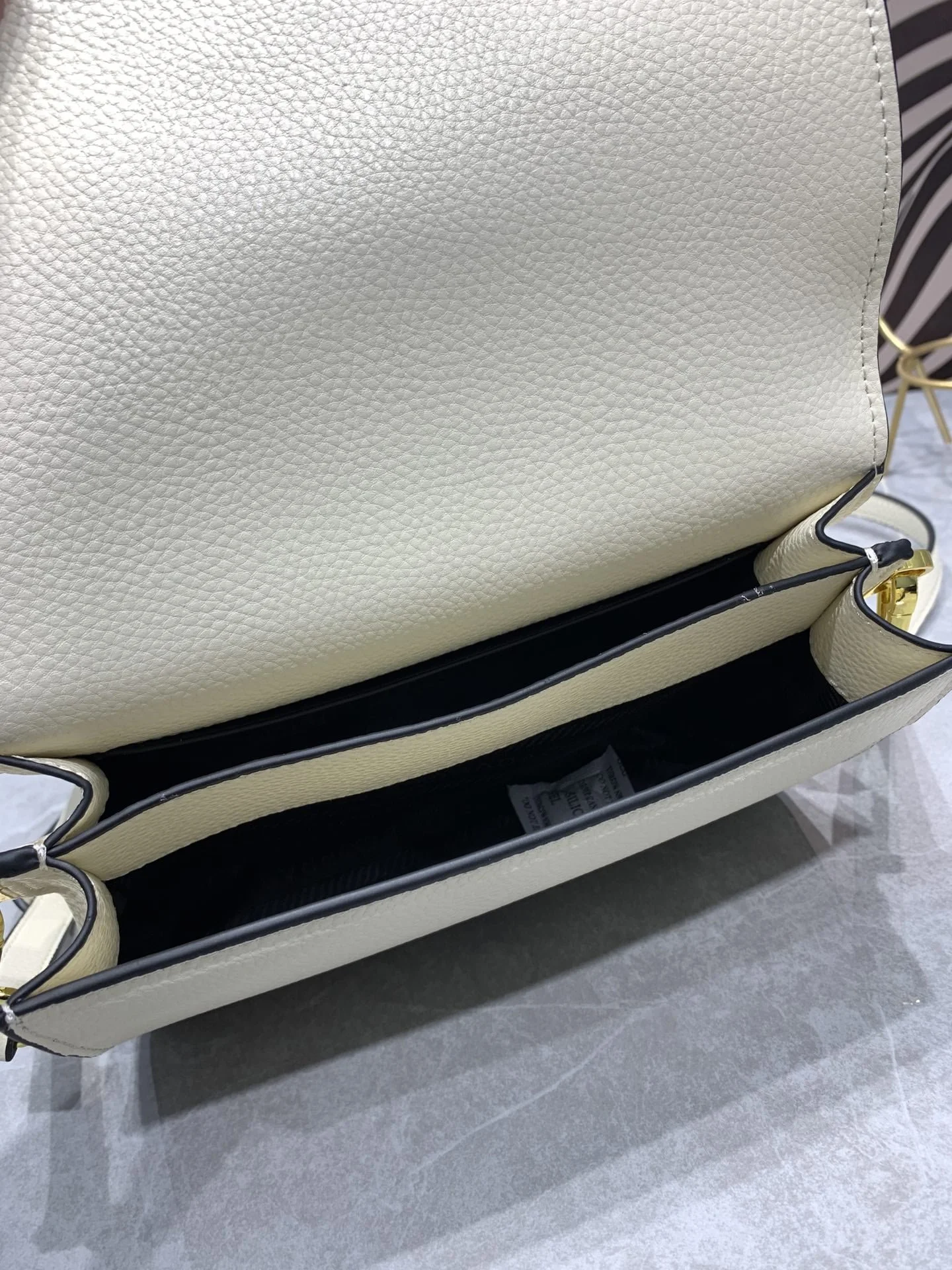 Prada renovate shoulder bag cream white 55139 Size:24*15*10.5cm - LITELUX