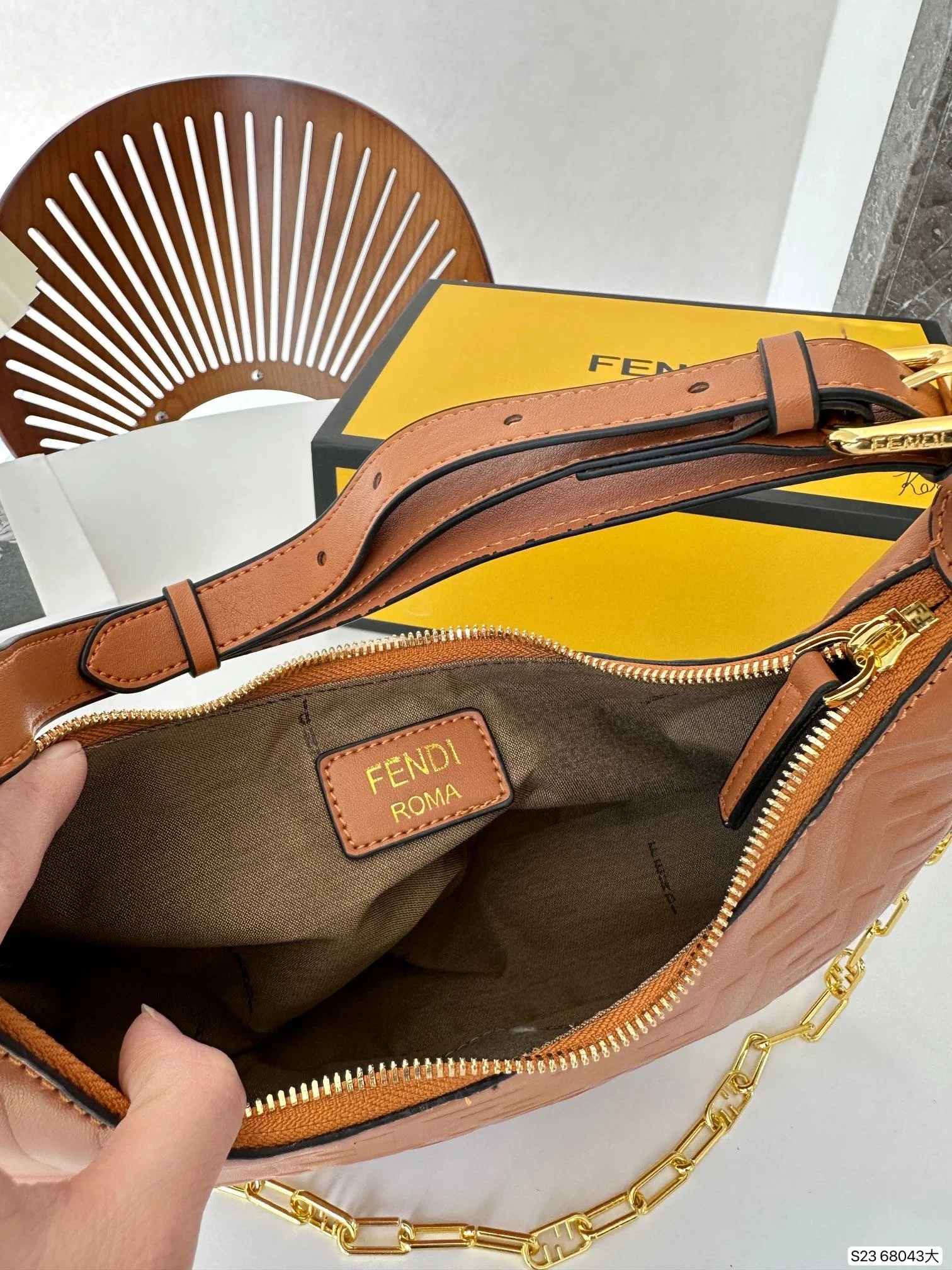 FENDI half moon bag Underarm bag size: 28*16cm - LITELUX