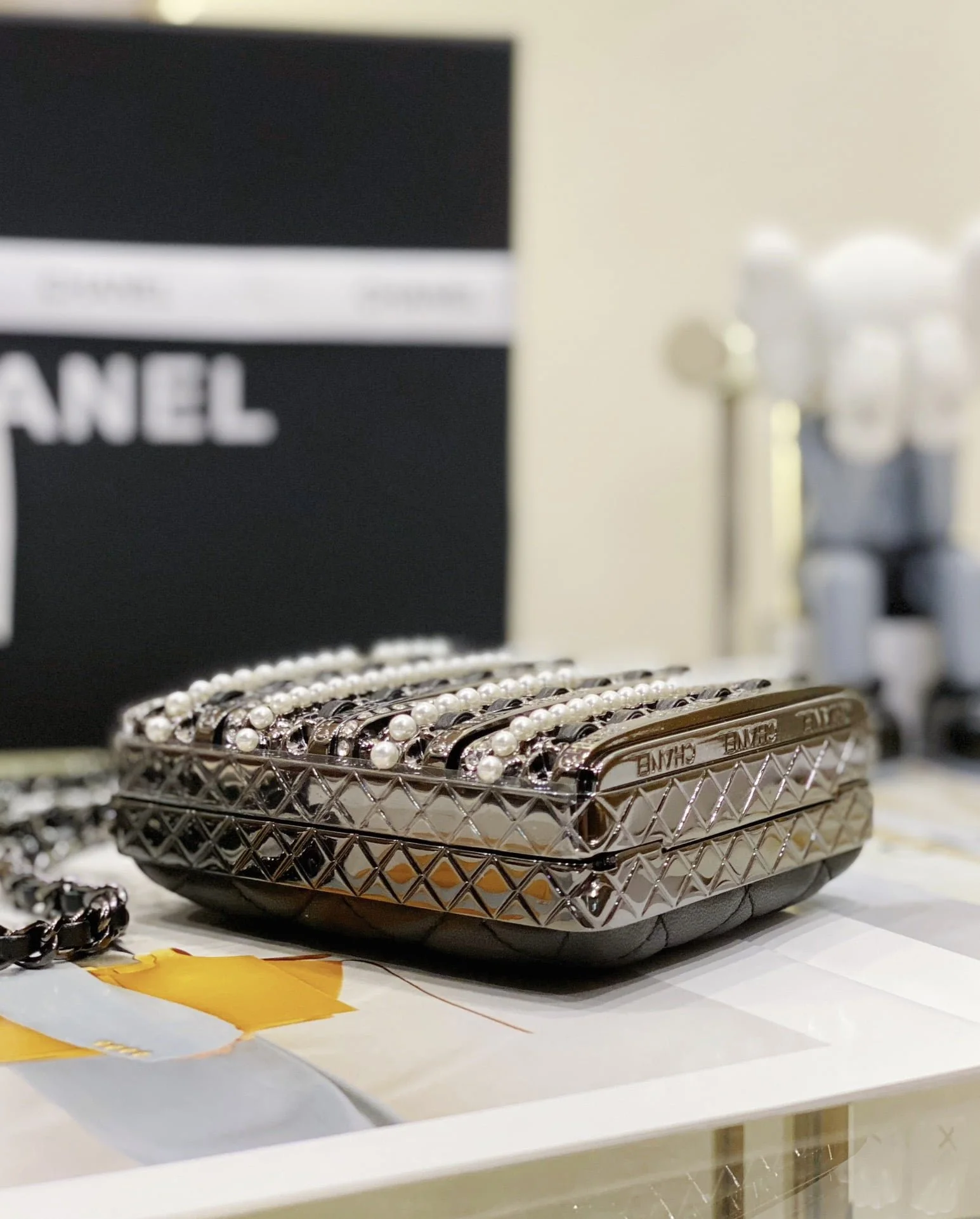 chanel22k dinner bag black Pearl string size: 11*9*4.5cm - LITELUX
