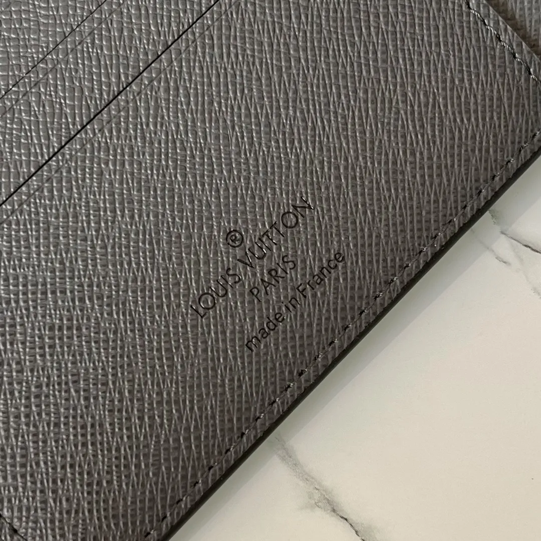 Louis Vuitton bag - LITELUX