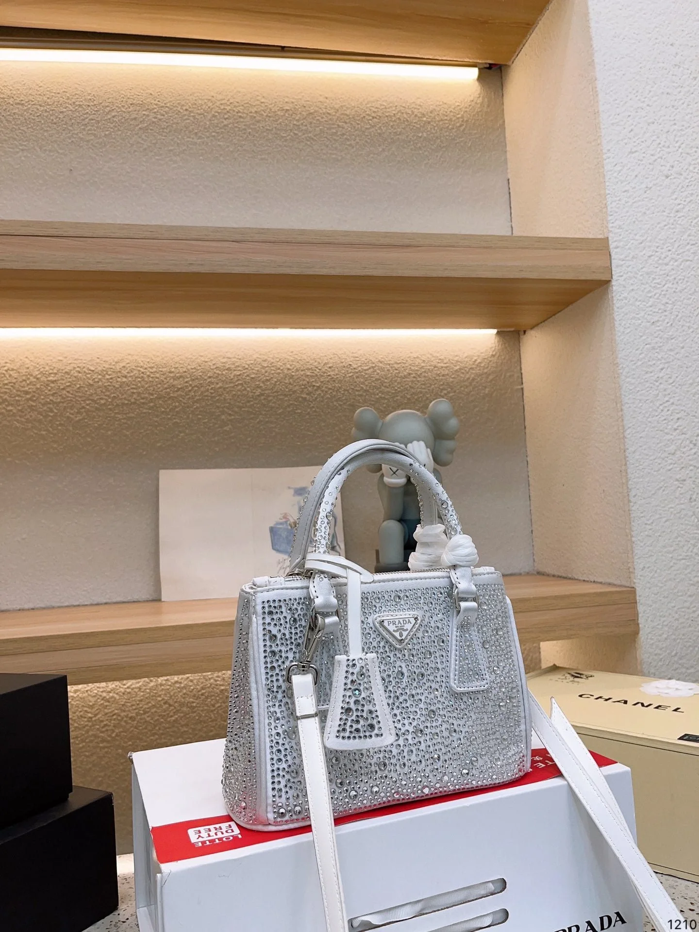 Prada Crystal BlingBling shoulder bag handbag size:  23*16cm - LITELUX