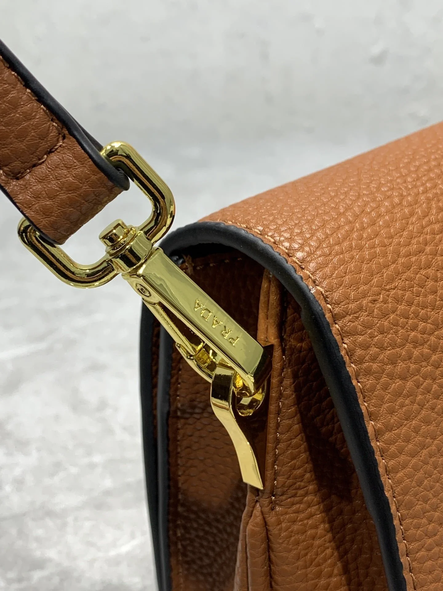 Prada renovate shoulder bag brown 55139 Size:24*15*10.5cm - LITELUX