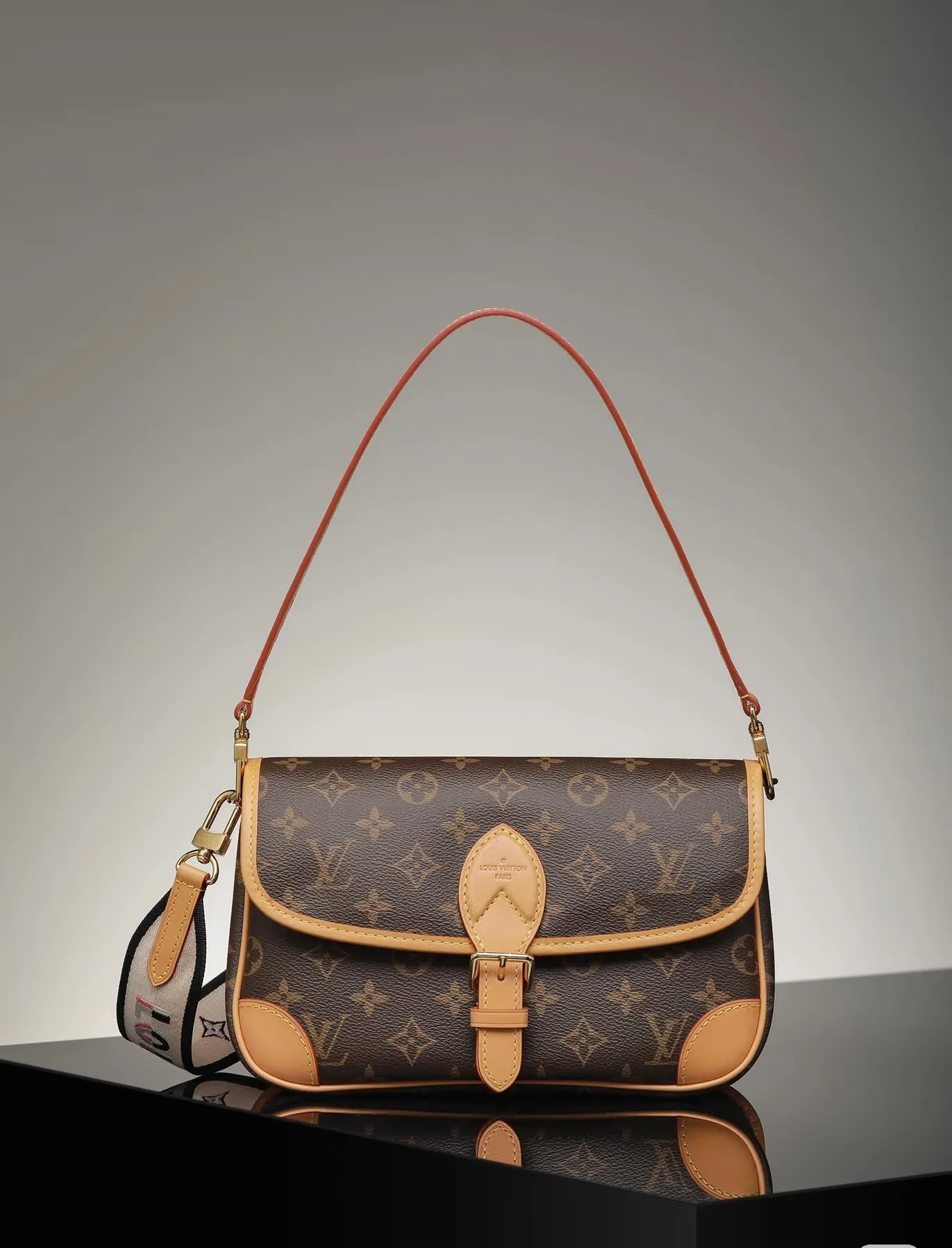 Louis Vuitton / LV Diane M45985 size: 25.0*9.0*15.0cm - LITELUX