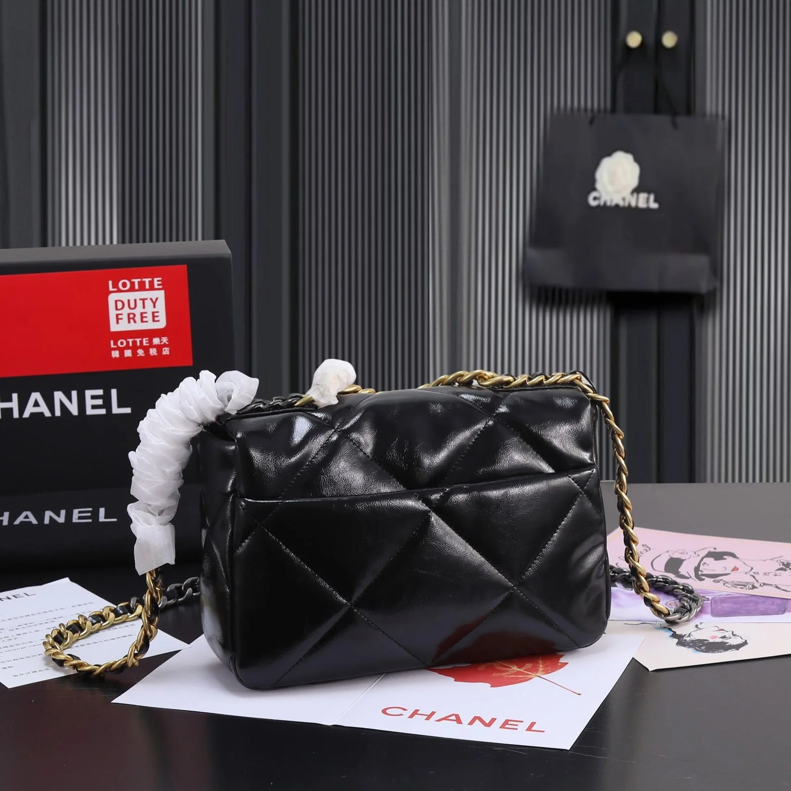 Chanel black oil wax leather Chain crossbody bag Size:26cm - LITELUX
