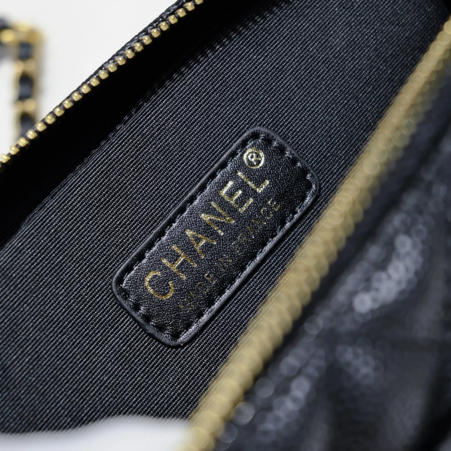 Chanel Caviar alphabet Camera chain crossbody black handle bag - LITELUX