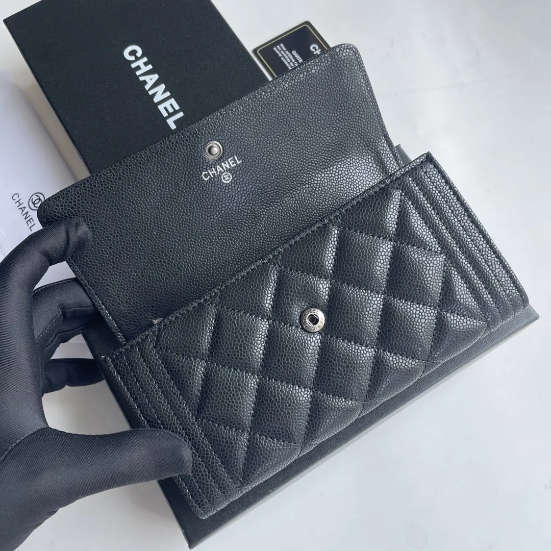 Chanel Cowhide with caviar Clutch bag with gold and sliver hardware size: 19*10cm - LITELUX