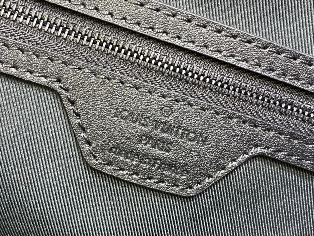 Louis Vuitton bag - LITELUX