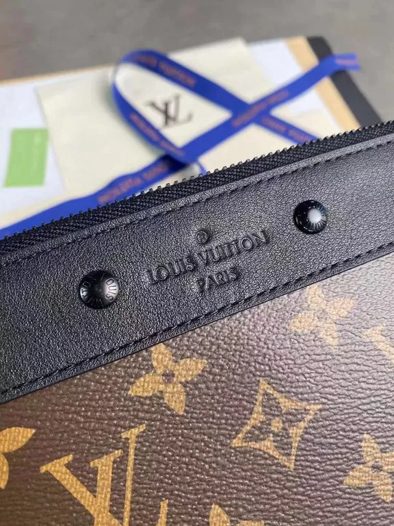 Louis Vuitton bag - LITELUX