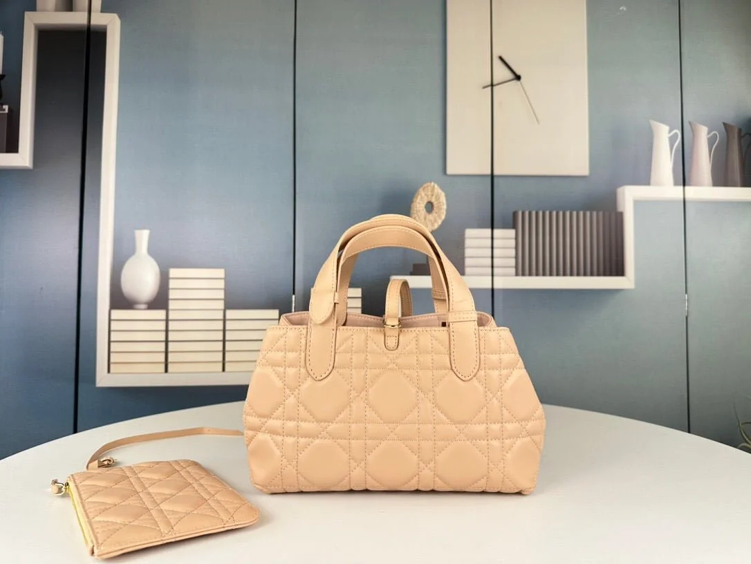 Dior  toujours Handbag 2822 size: 23* 14 * 12 cm - LITELUX