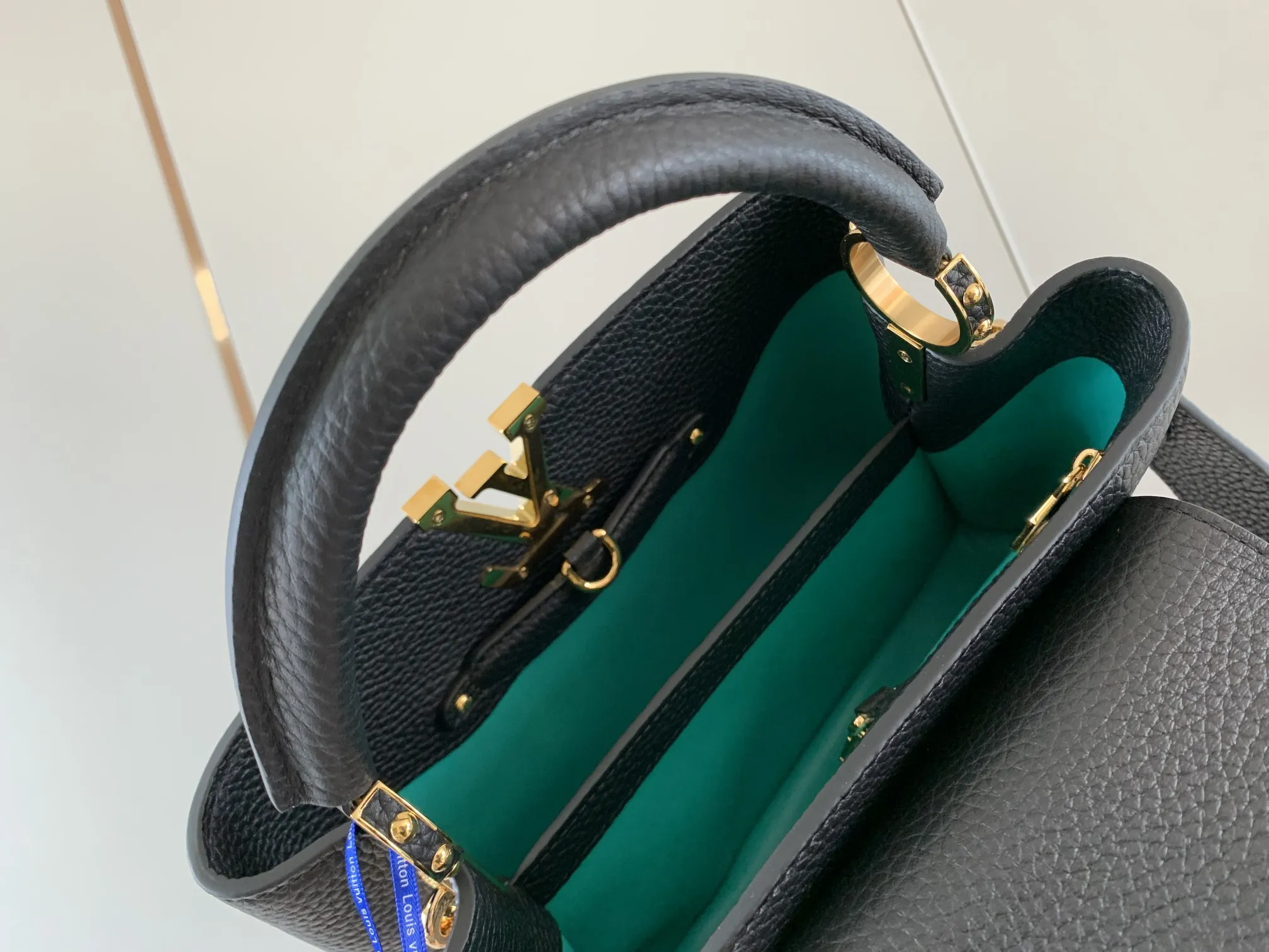 Louis Vuitton bag - LITELUX