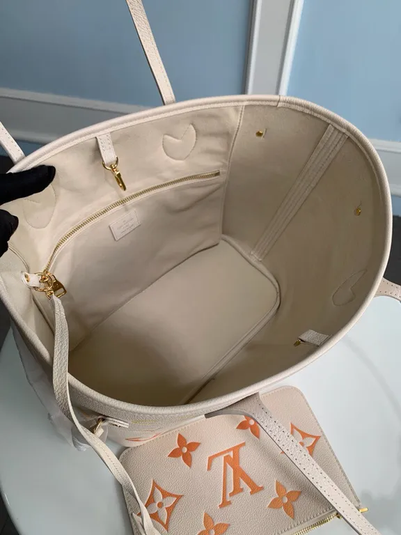 Louis Vuitton bag - LITELUX