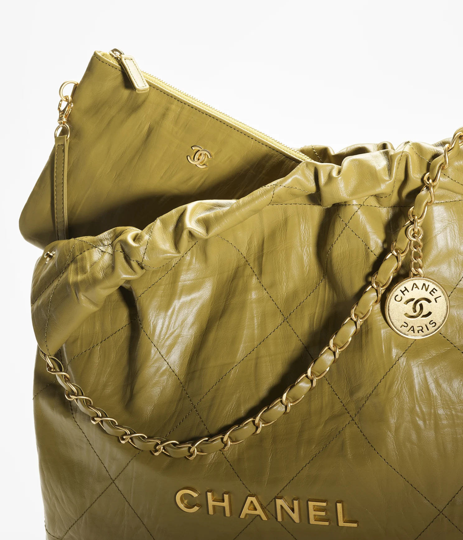 CHANEL / CHANEL 22 HANDBAG Crumpled Calfskin & Gold-Tone Metal Green - LITELUX