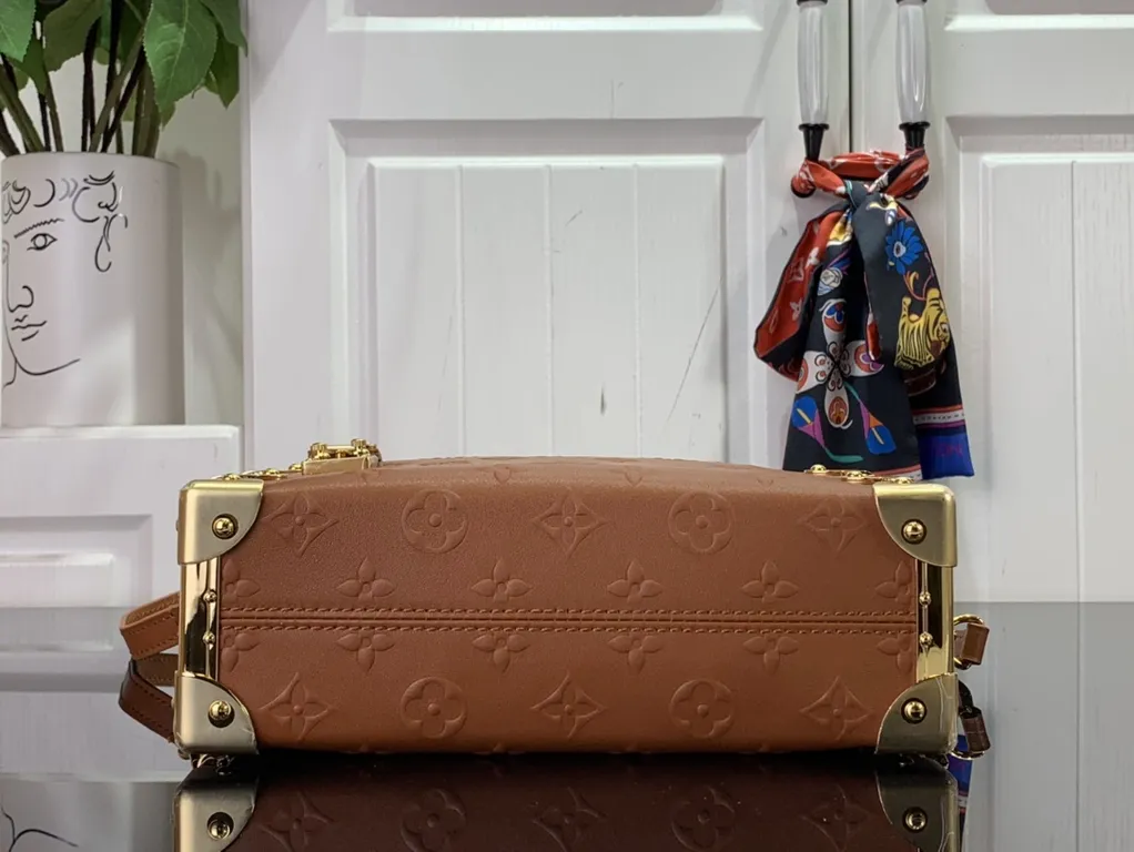 Louis Vuitton bag - LITELUX
