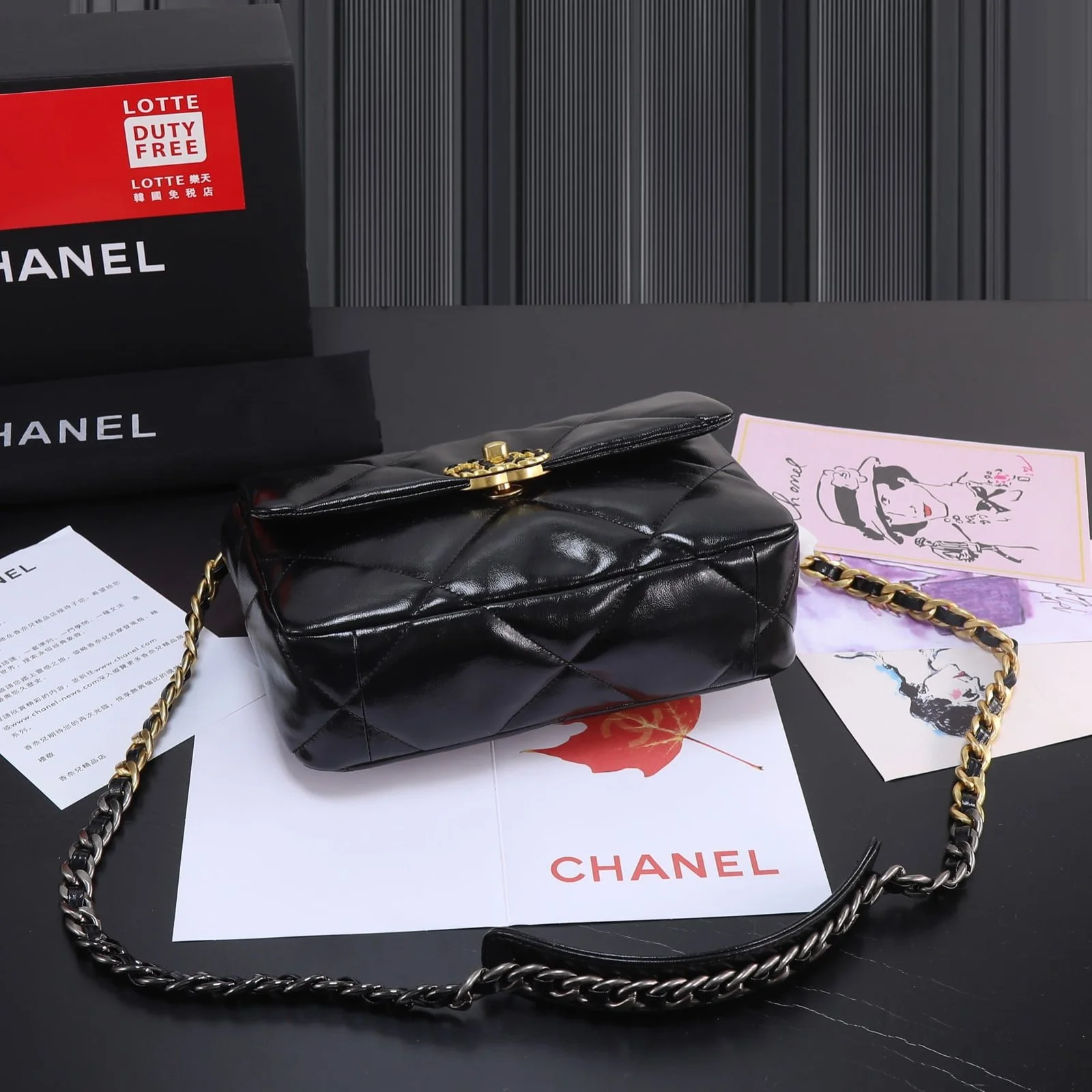 Chanel black oil wax leather Chain crossbody bag Size:26cm - LITELUX