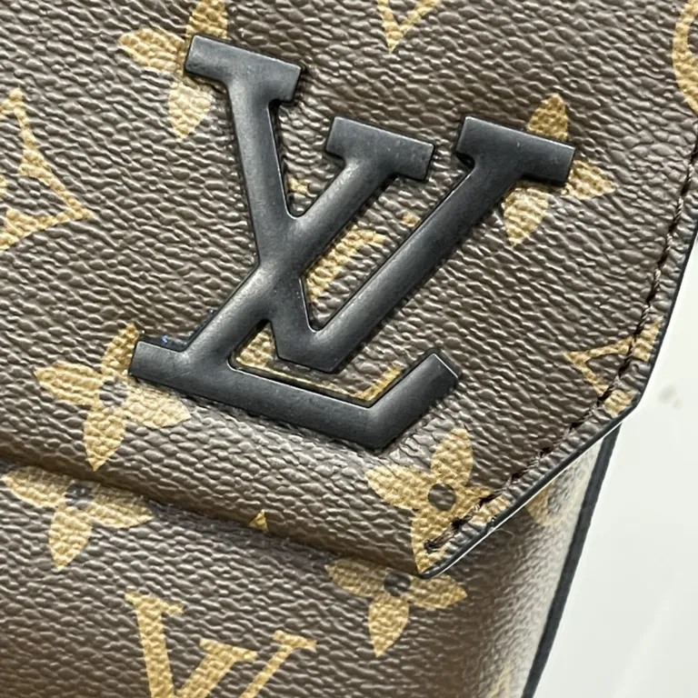 Louis Vuitton bag - LITELUX