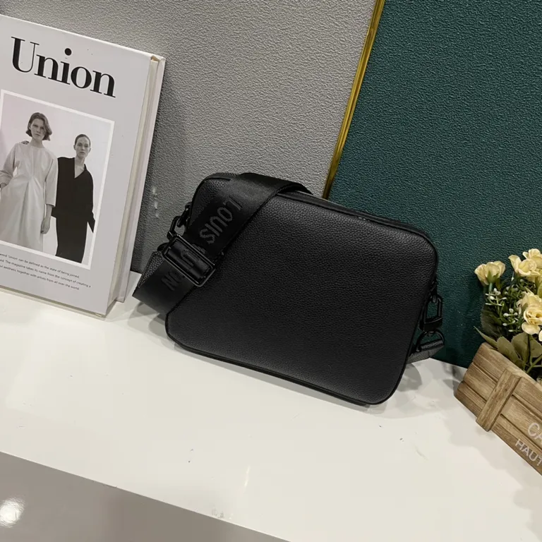 Louis Vuitton bag - LITELUX