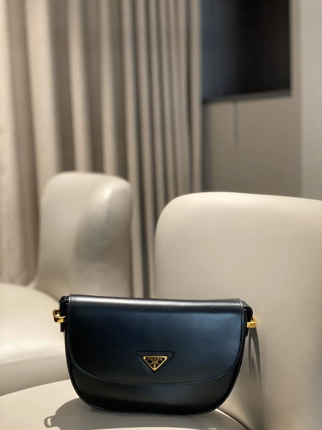Prada bag - LITELUX
