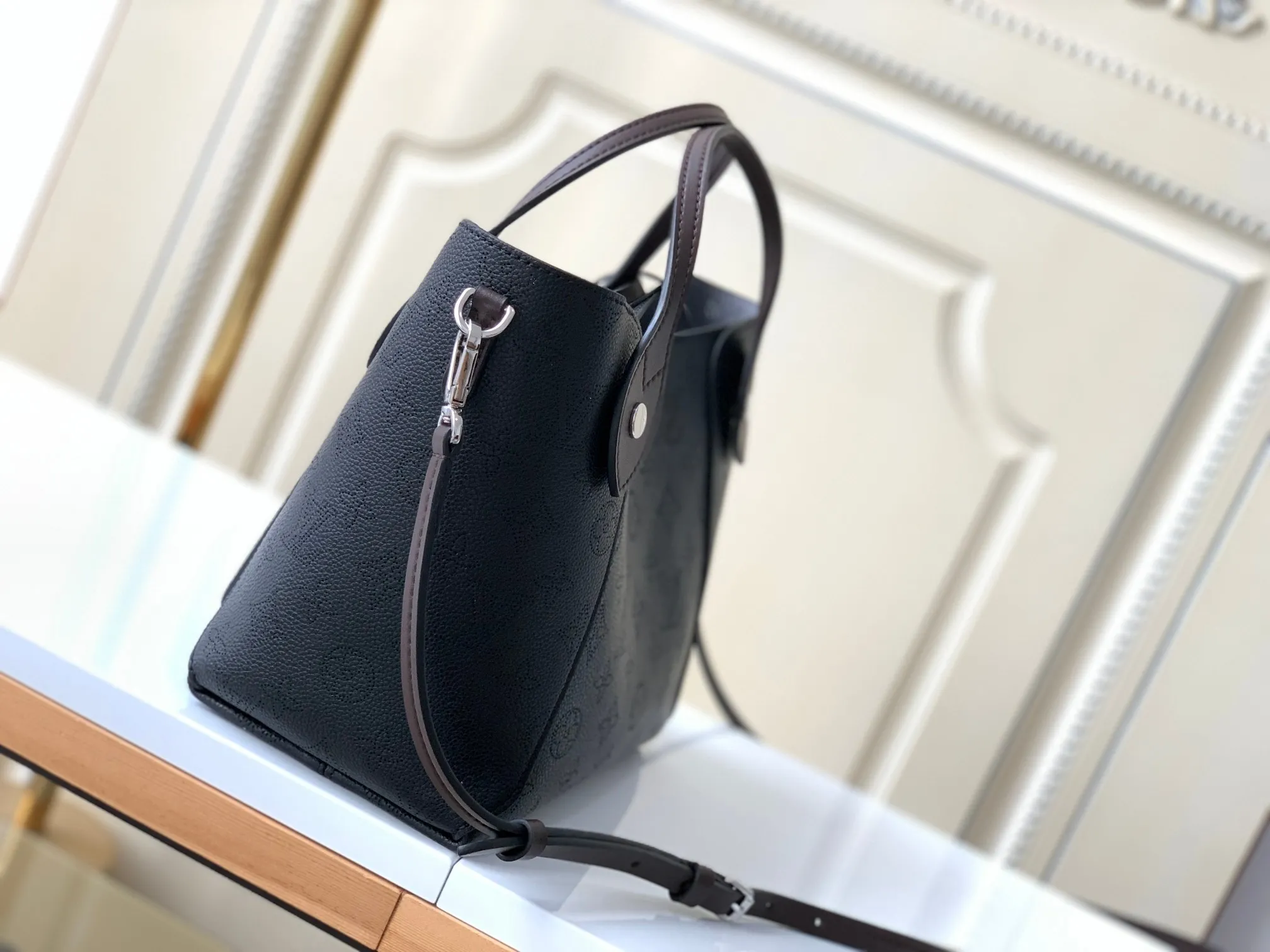 Louis Vuitton Bag  – 112493477 - LITELUX