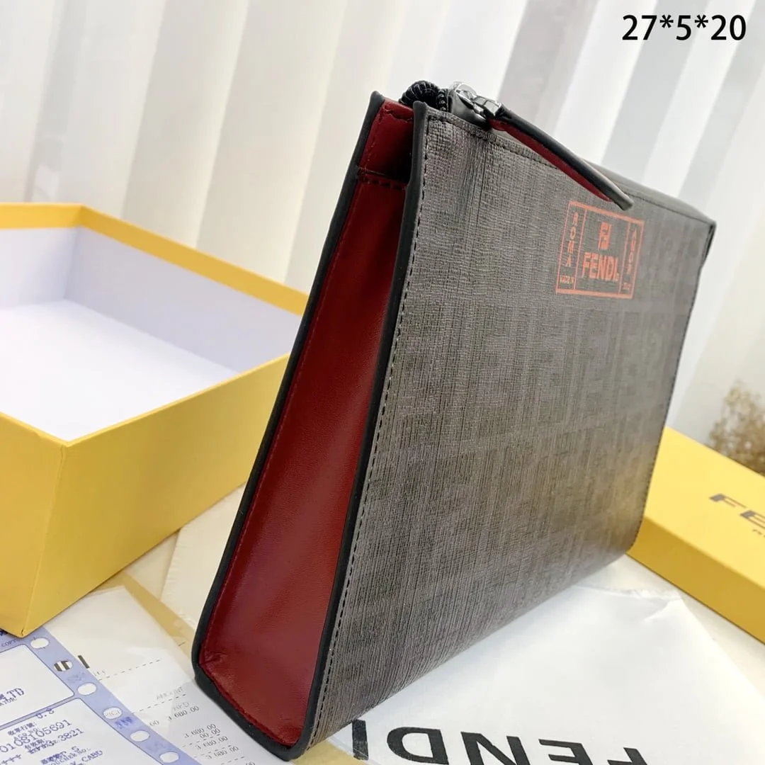 FENDI Large capacity Handbag Size: 20 * 30cm - LITELUX