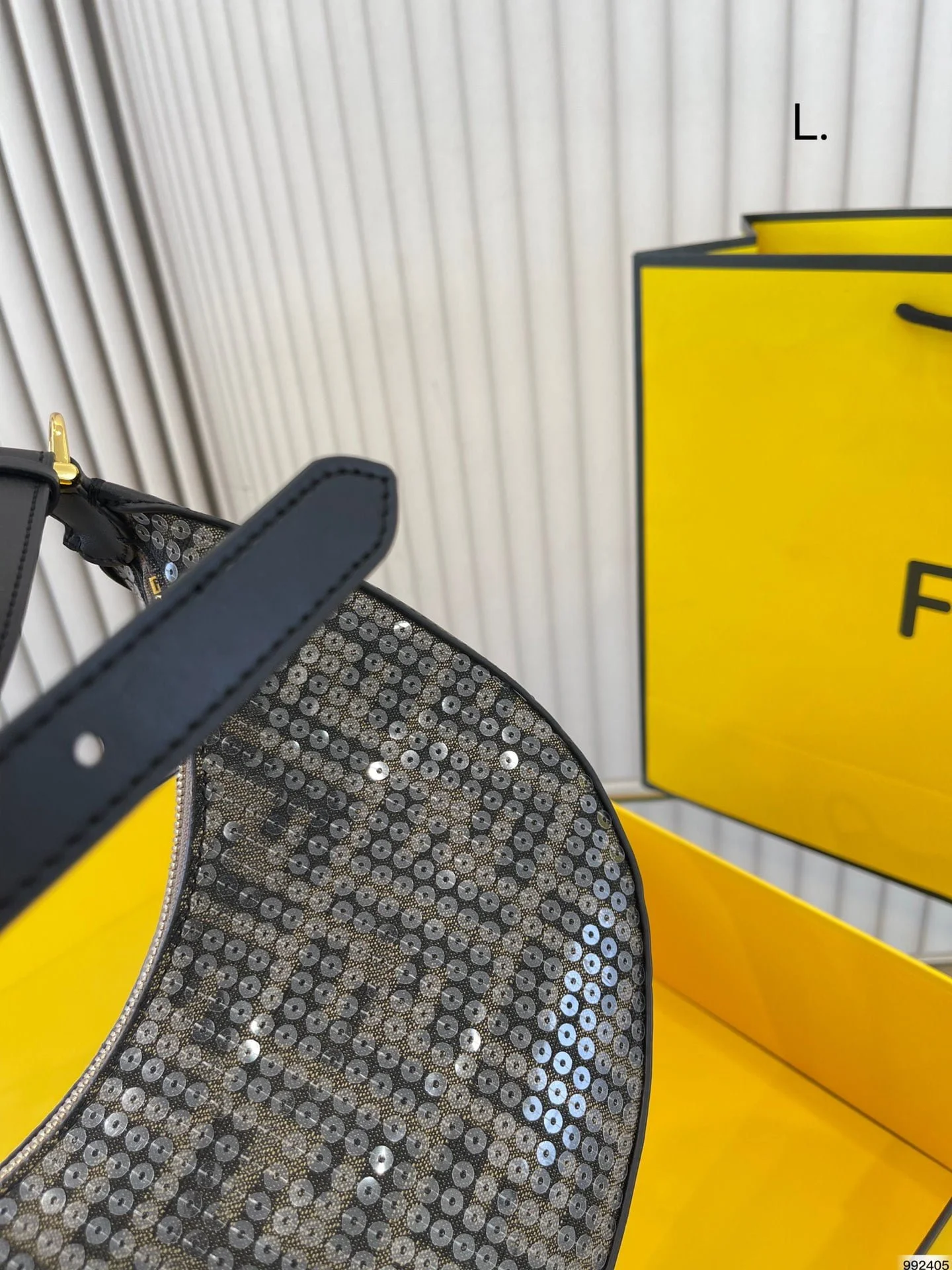 FENDI half moon bag underarm bag Size: 20*10cm /25*13cm - LITELUX