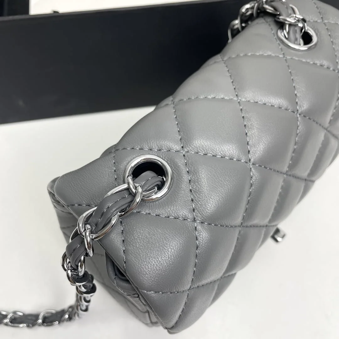 Chanel cf Square Fat 1115 sheepskin leather grey size: 18*14*7cm - LITELUX