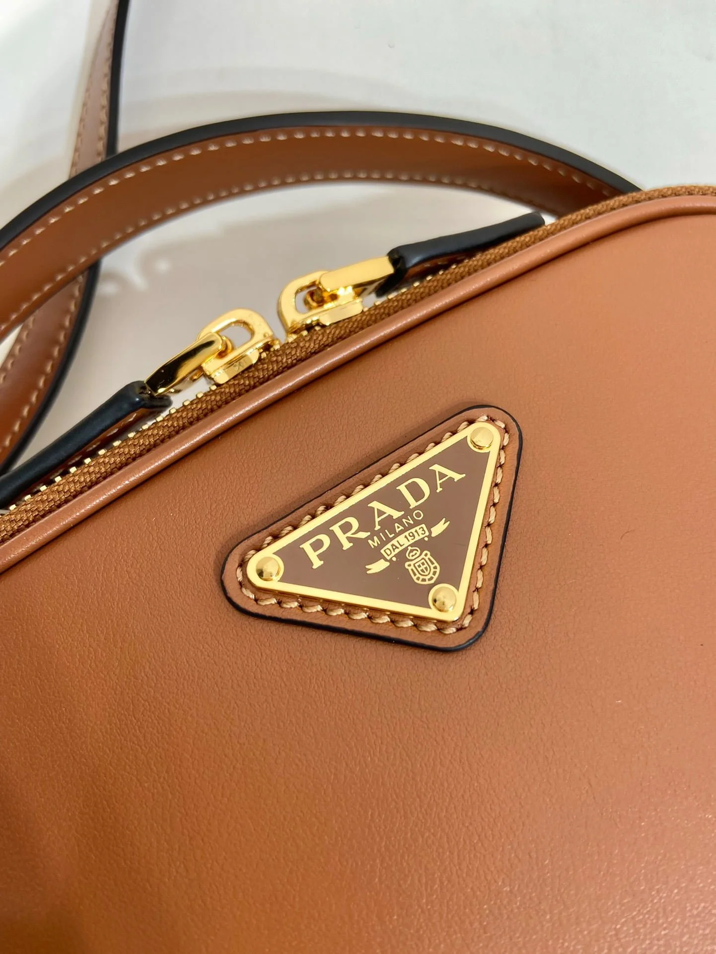 Prada calfskin Mini handbag brown 1bh203 size:18.5*13*6.5cm - LITELUX