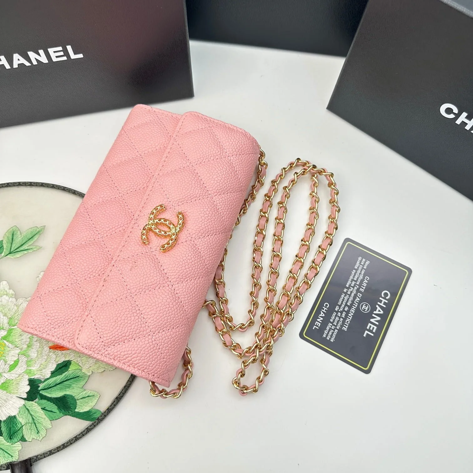 Chanel Rhombus caviar cowhide chain crossbody bag pink 8001 size: 18*10.5*3.5 cm - LITELUX
