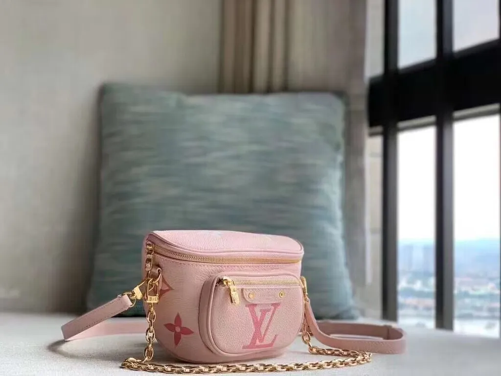 Louis Vuitton bag - LITELUX