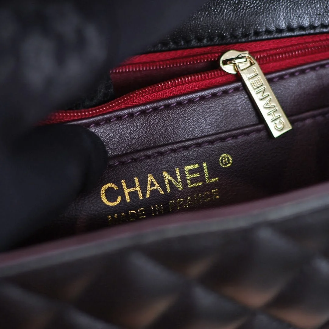 Chanel Lamb skin chain crossbody bag with gold hardware 1116 SIZE: 20*14*7cm/25.5*16*6.5cm/30*18*8cm - LITELUX